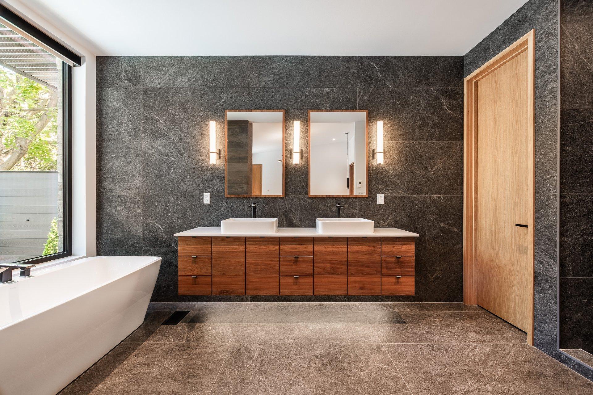 









2054


Rue des Cèdres

,
Saint-Bruno-de-Montarville,




QC
J3V3M3


