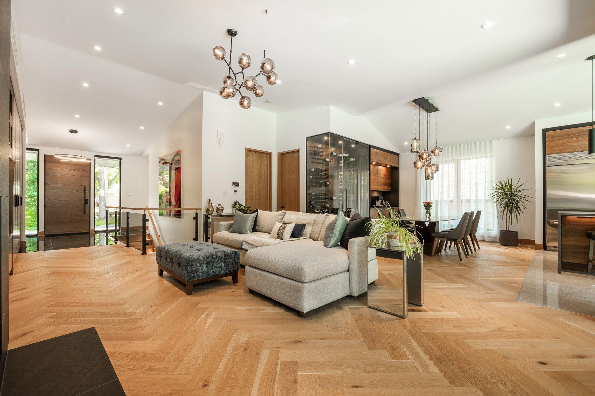 









2054


Rue des Cèdres

,
Saint-Bruno-de-Montarville,




QC
J3V3M3

