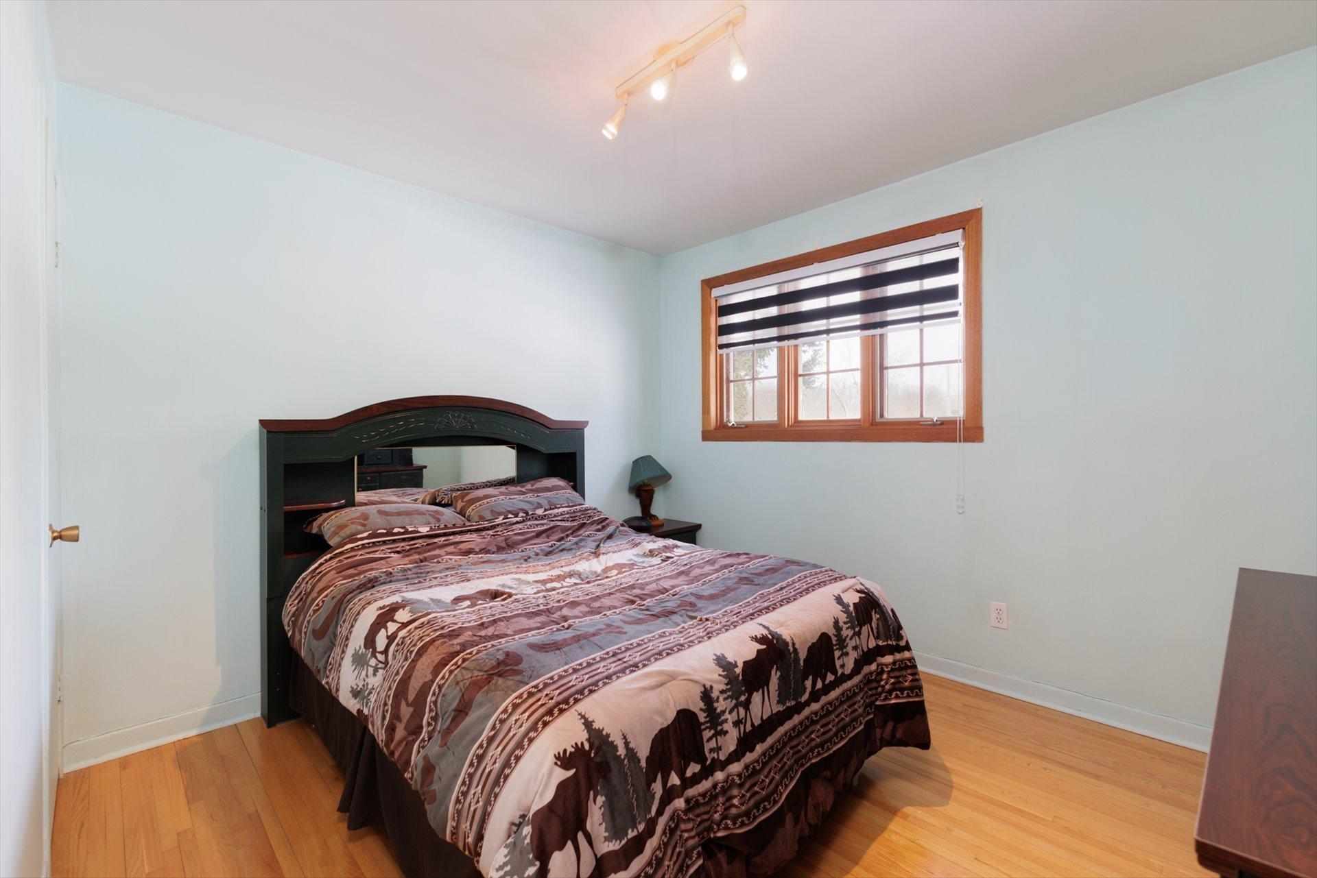 









4584


Rue Hilltop

,
Montréal (Pierrefonds-Roxboro),




QC
H9J1Y5


