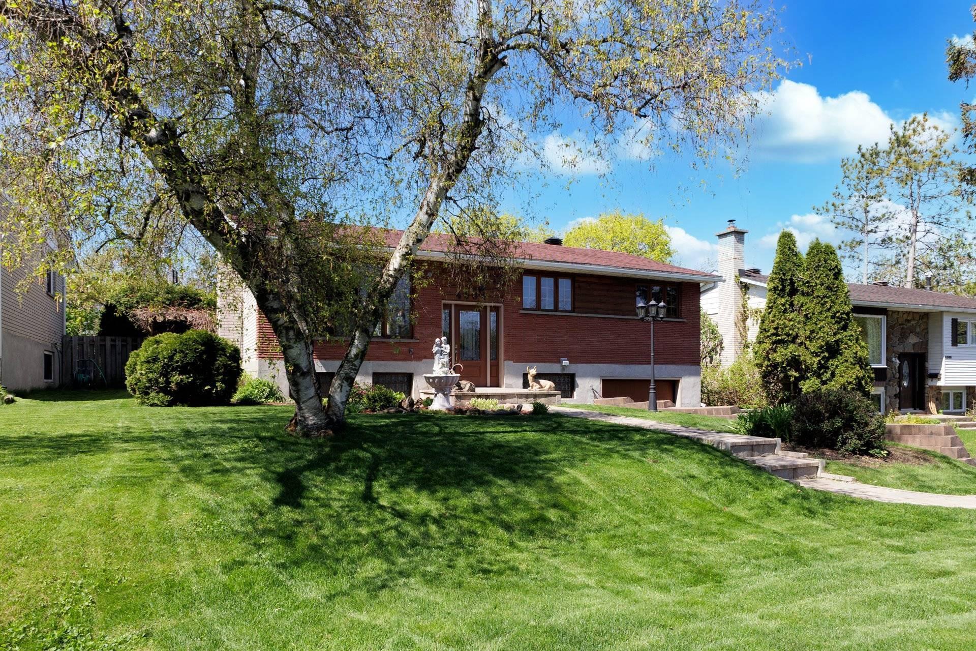 









4584


Rue Hilltop

,
Montréal (Pierrefonds-Roxboro),




QC
H9J1Y5

