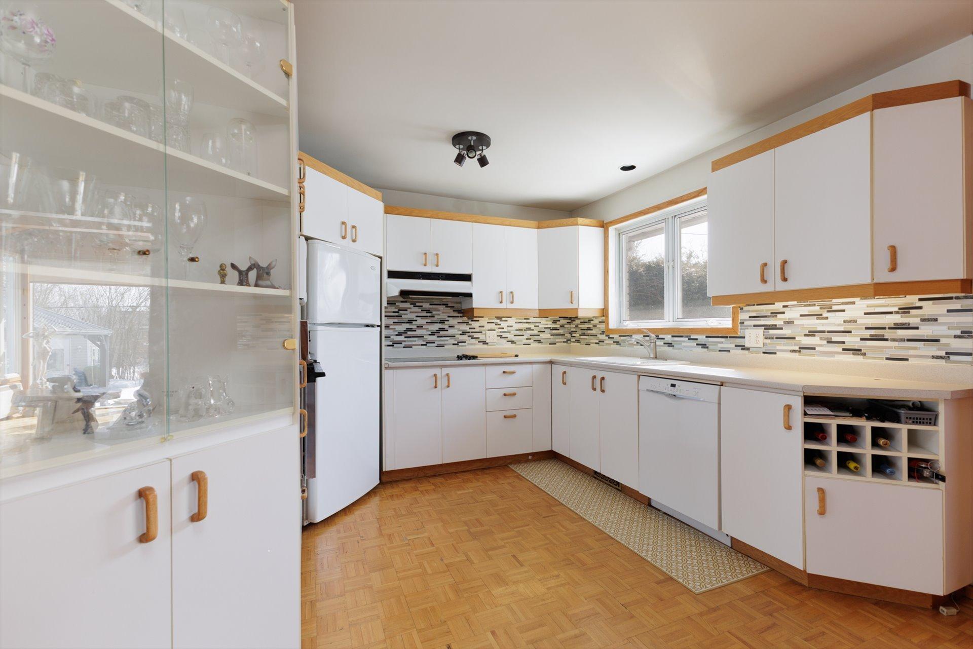 









4584


Rue Hilltop

,
Montréal (Pierrefonds-Roxboro),




QC
H9J1Y5

