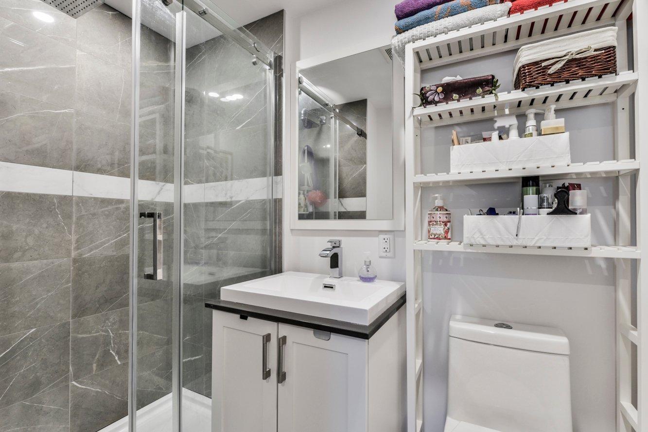 









6750


Rue Sherbrooke E.

, 109,
Montréal (Mercier/Hochelaga-Maisonneuve),




QC
H1N0E2


