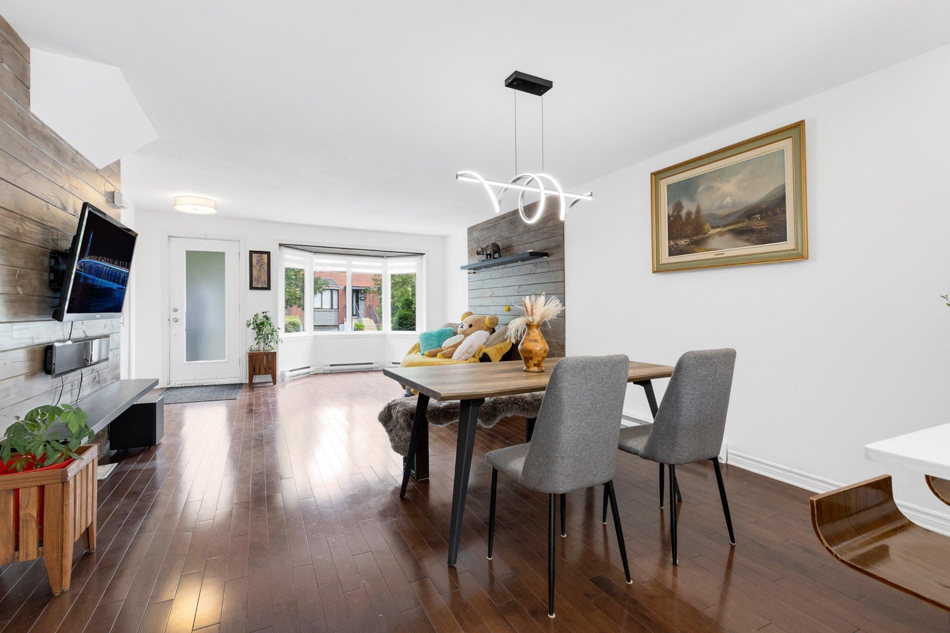 









1025


Rue Gameroff

,
Montréal (Lachine),




QC
H8T3R5

