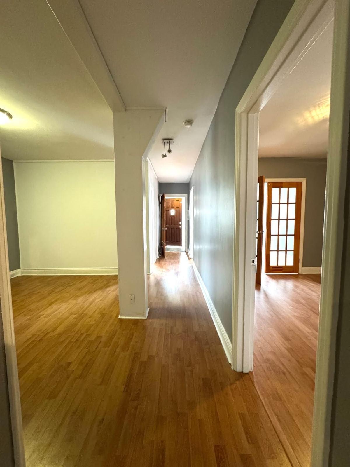 









2644


Rue Hogan

,
Montréal (Ville-Marie),




QC
H2K2T6

