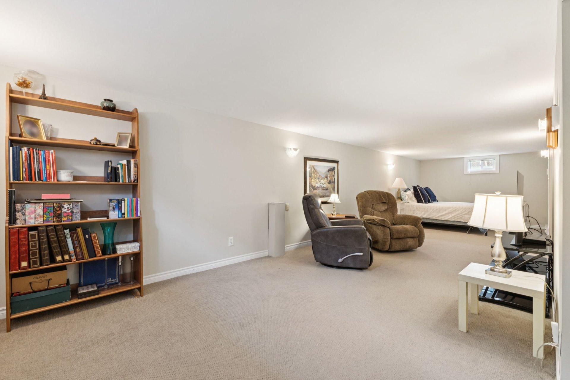 









20


Rue Pierre-Papin

,
Gatineau (Gatineau),




QC
J8T3X5

