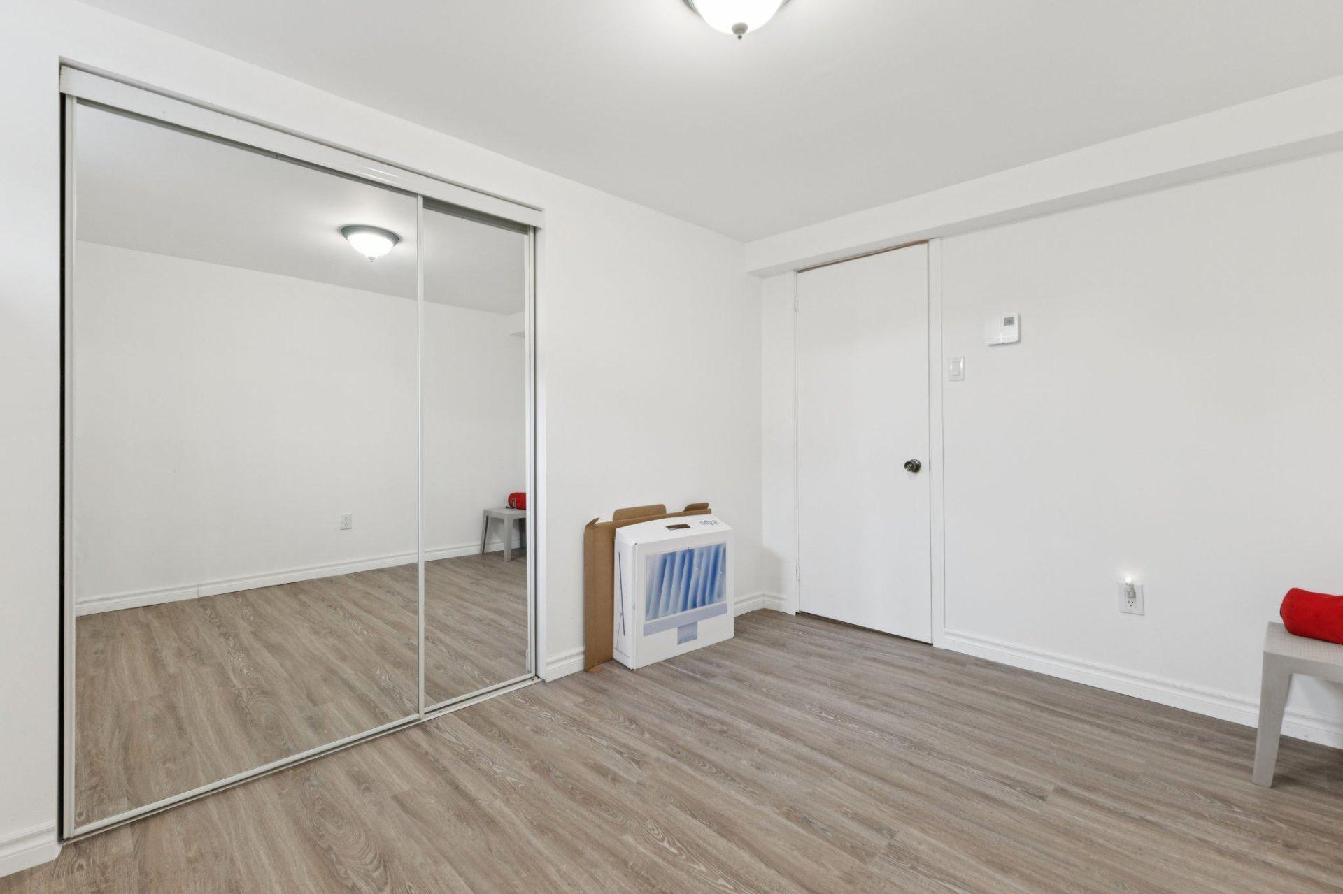 









20


Rue Pierre-Papin

,
Gatineau (Gatineau),




QC
J8T3X5

