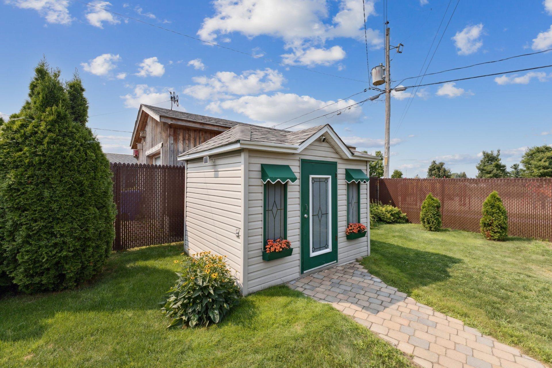 









20


Rue Pierre-Papin

,
Gatineau (Gatineau),




QC
J8T3X5

