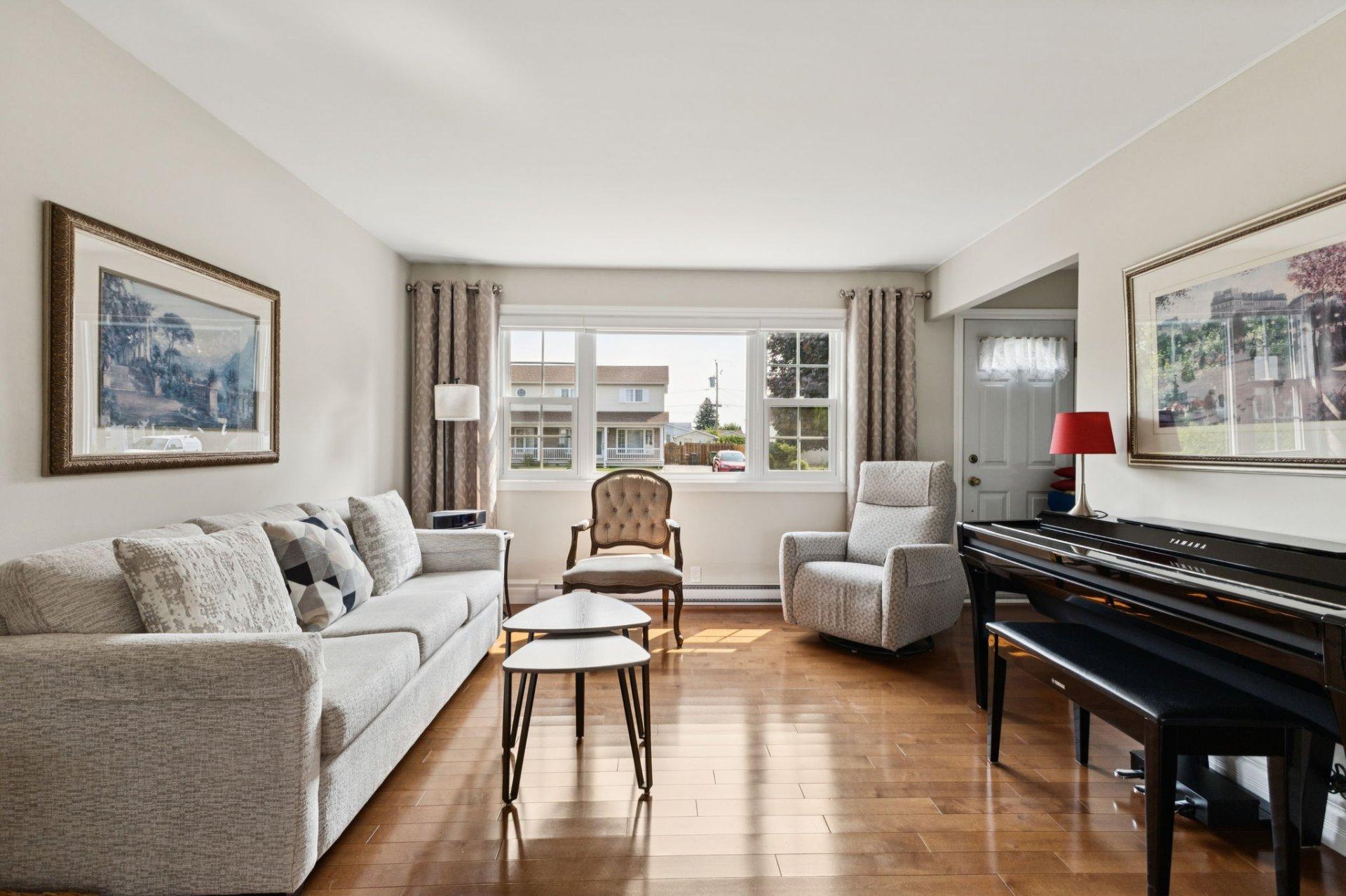 









20


Rue Pierre-Papin

,
Gatineau (Gatineau),




QC
J8T3X5

