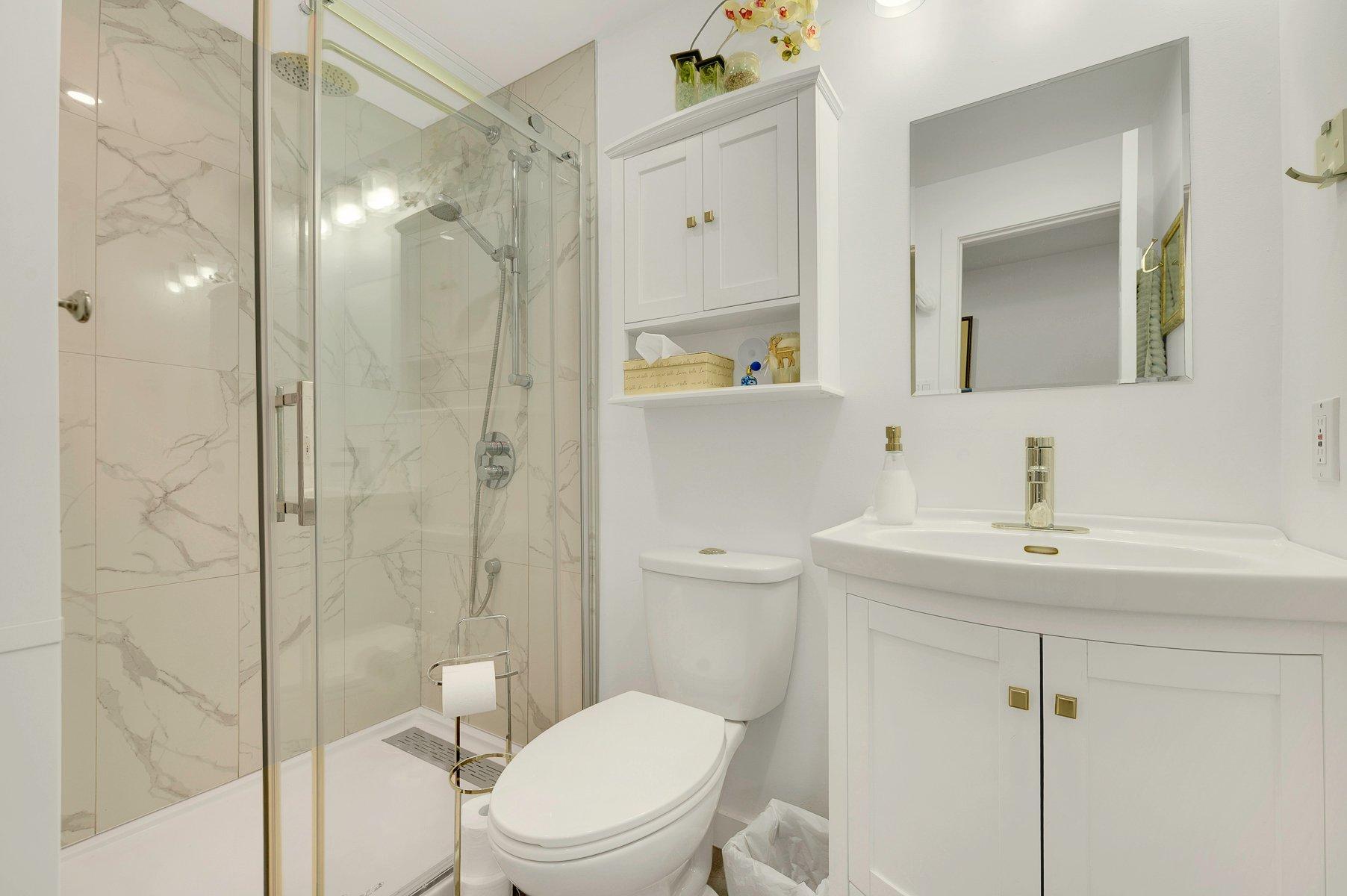 









66


Av. Guindon

,
Saint-Sauveur,




QC
J0R1R6

