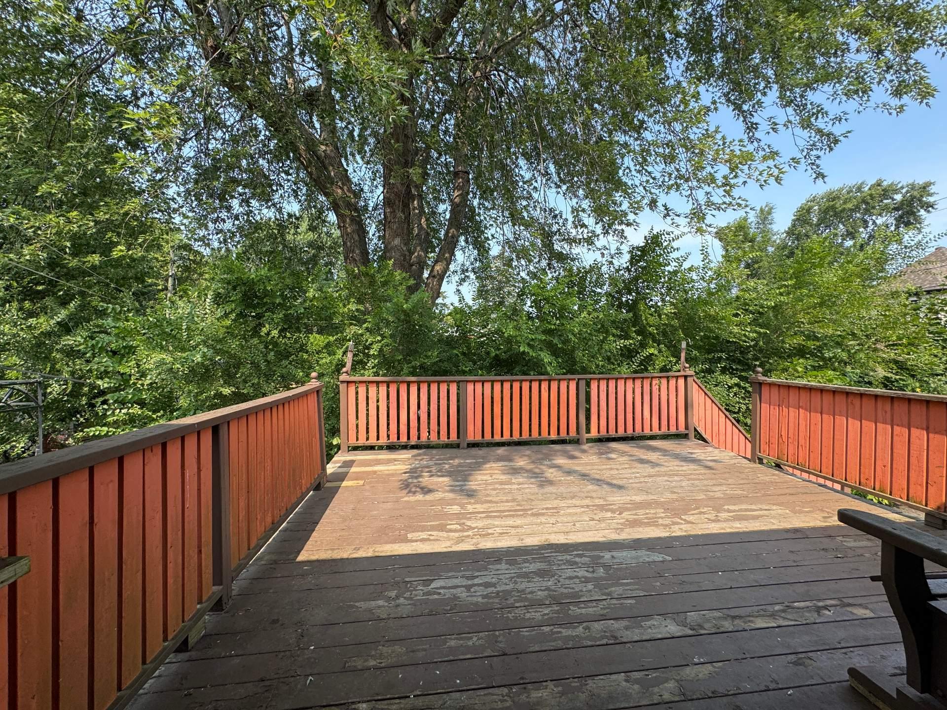 









3300


Rue Howard

,
Longueuil (Saint-Hubert),




QC
J3Y4Z7

