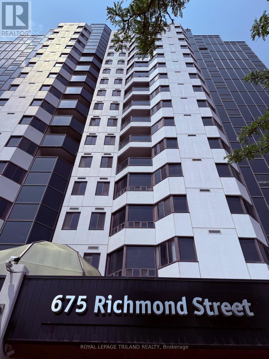 












605 - 675 RICHMOND STREET

,
London East (East F),




Ontario
N6A5X4


