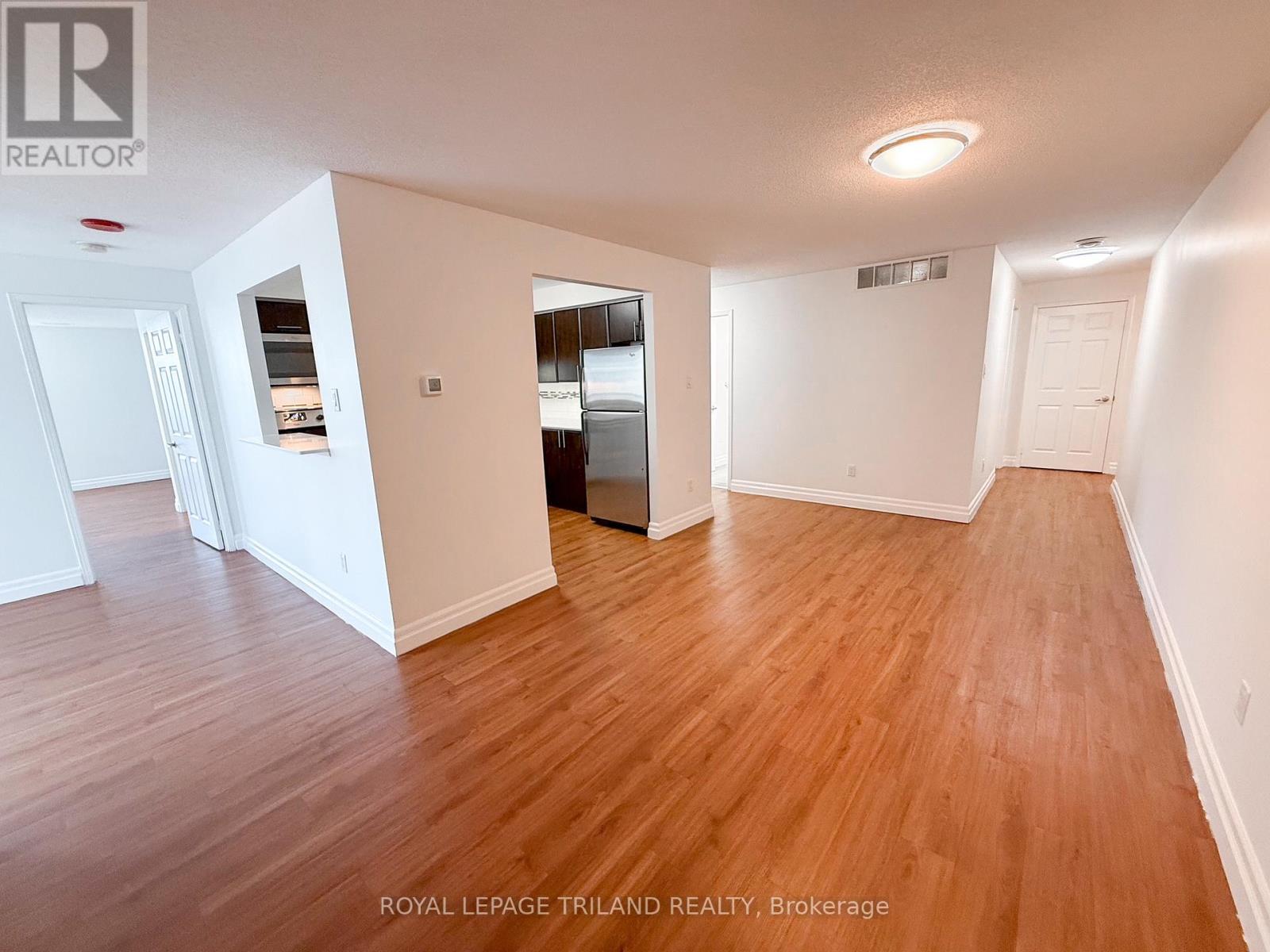 












608 - 675 RICHMOND STREET

,
London East (East F),




Ontario
N6A5X4

