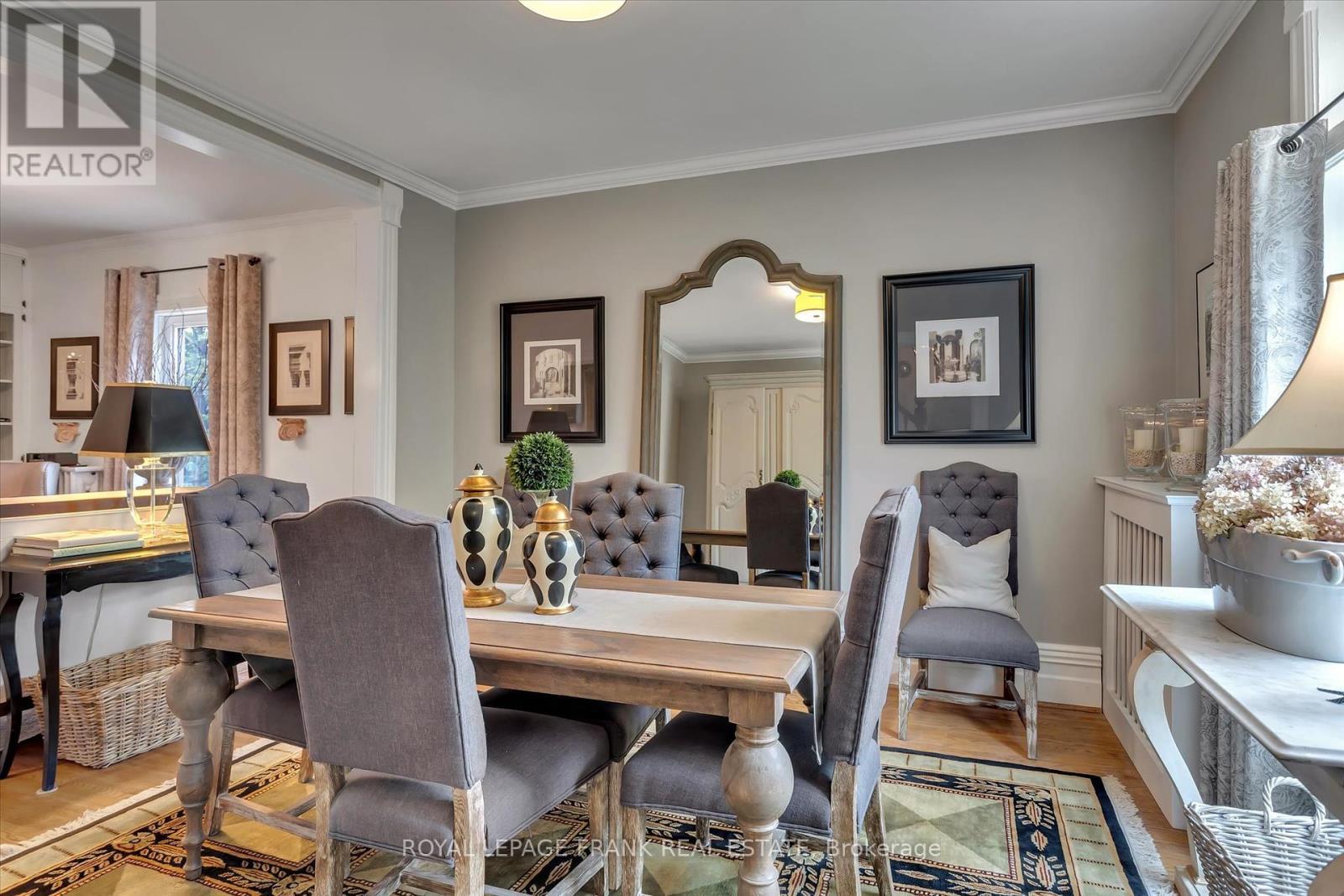 












481 HOMEWOOD AVENUE

,
Peterborough Central (Old West End),




Ontario
K9H2N2


