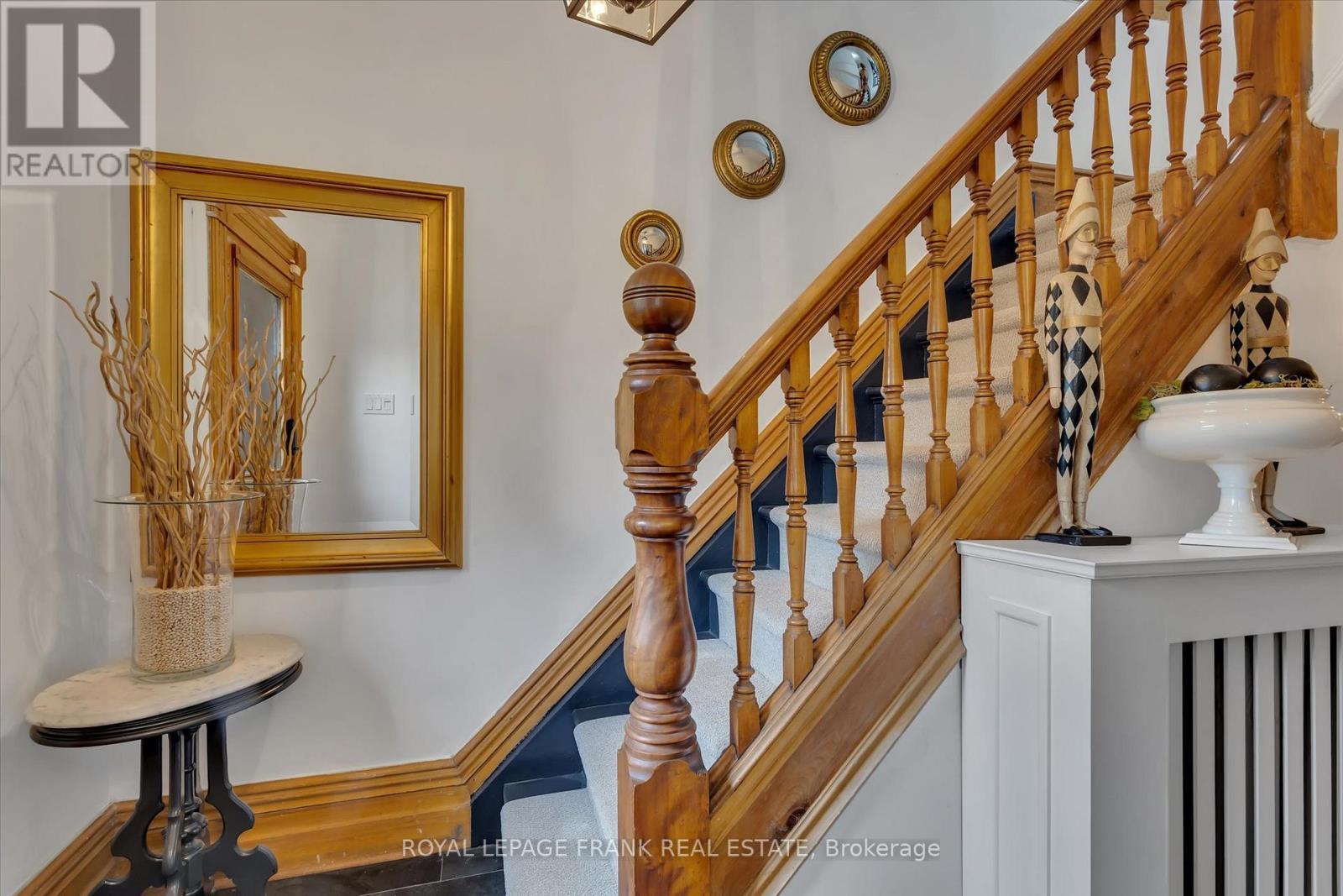 












481 HOMEWOOD AVENUE

,
Peterborough Central (Old West End),




Ontario
K9H2N2

