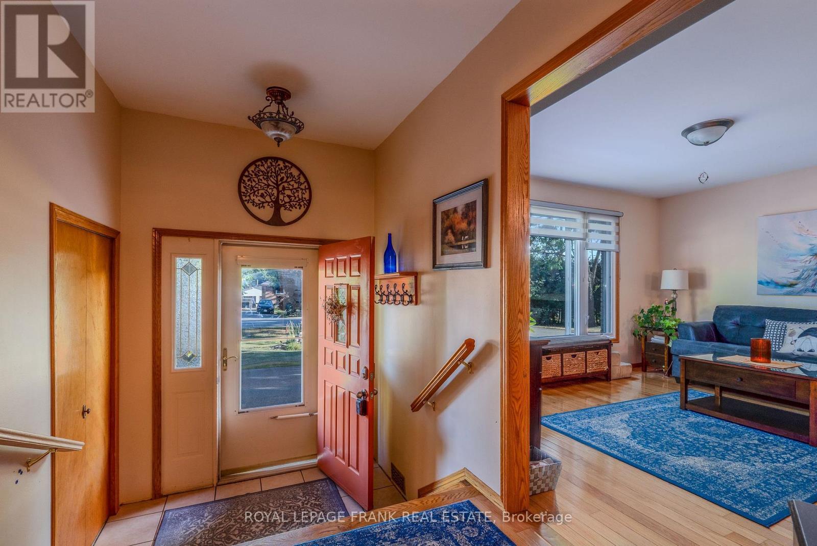 












2304 OLD NORWOOD ROAD

,
Otonabee-South Monaghan,




Ontario
K9J0G6

