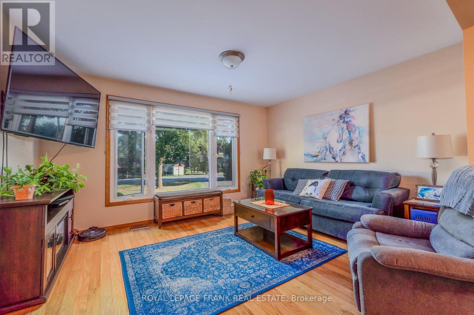 












2304 OLD NORWOOD ROAD

,
Otonabee-South Monaghan,




Ontario
K9J0G6

