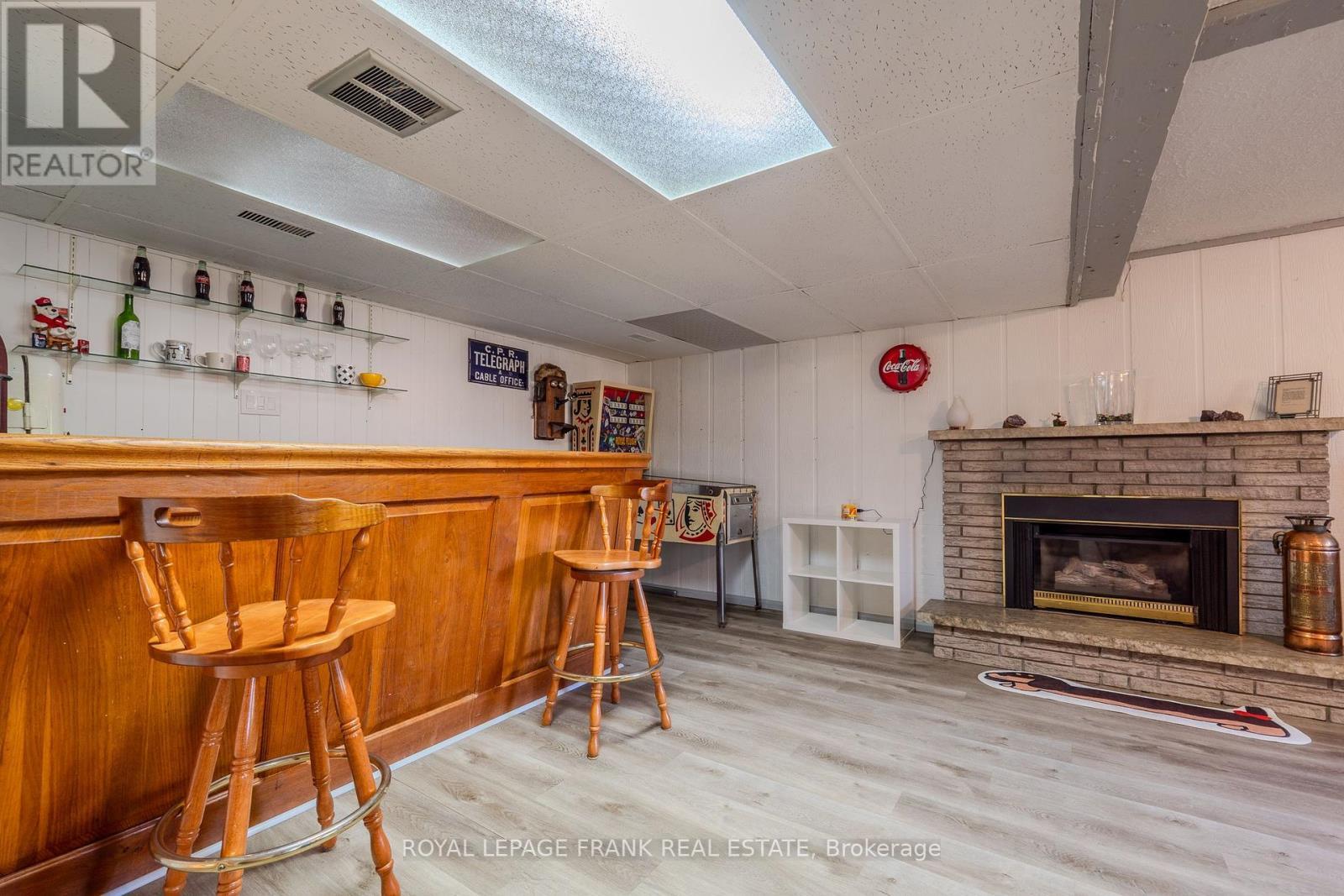 












2304 OLD NORWOOD ROAD

,
Otonabee-South Monaghan,




Ontario
K9J0G6

