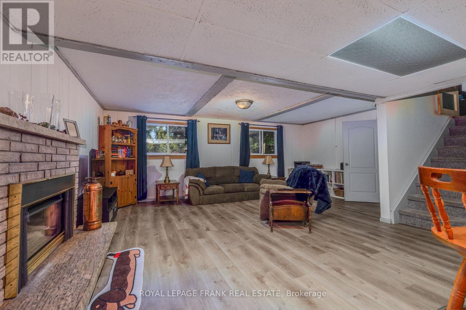 












2304 OLD NORWOOD ROAD

,
Otonabee-South Monaghan,




Ontario
K9J0G6

