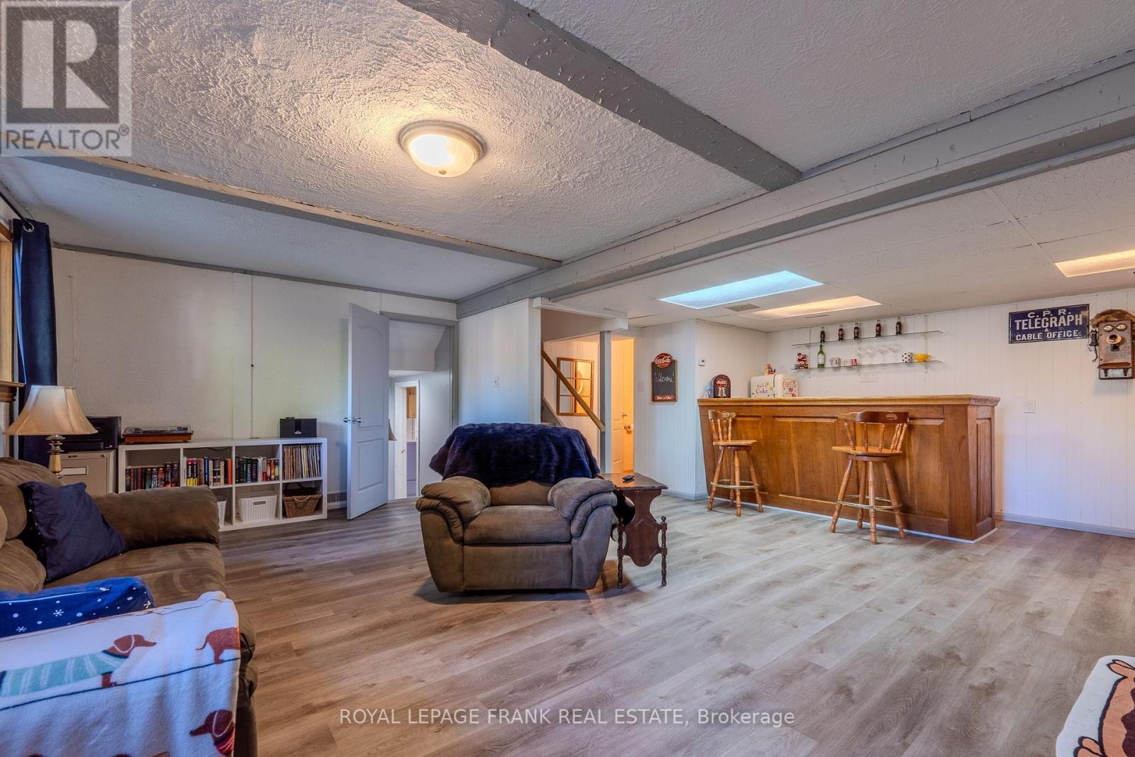 












2304 OLD NORWOOD ROAD

,
Otonabee-South Monaghan,




Ontario
K9J0G6

