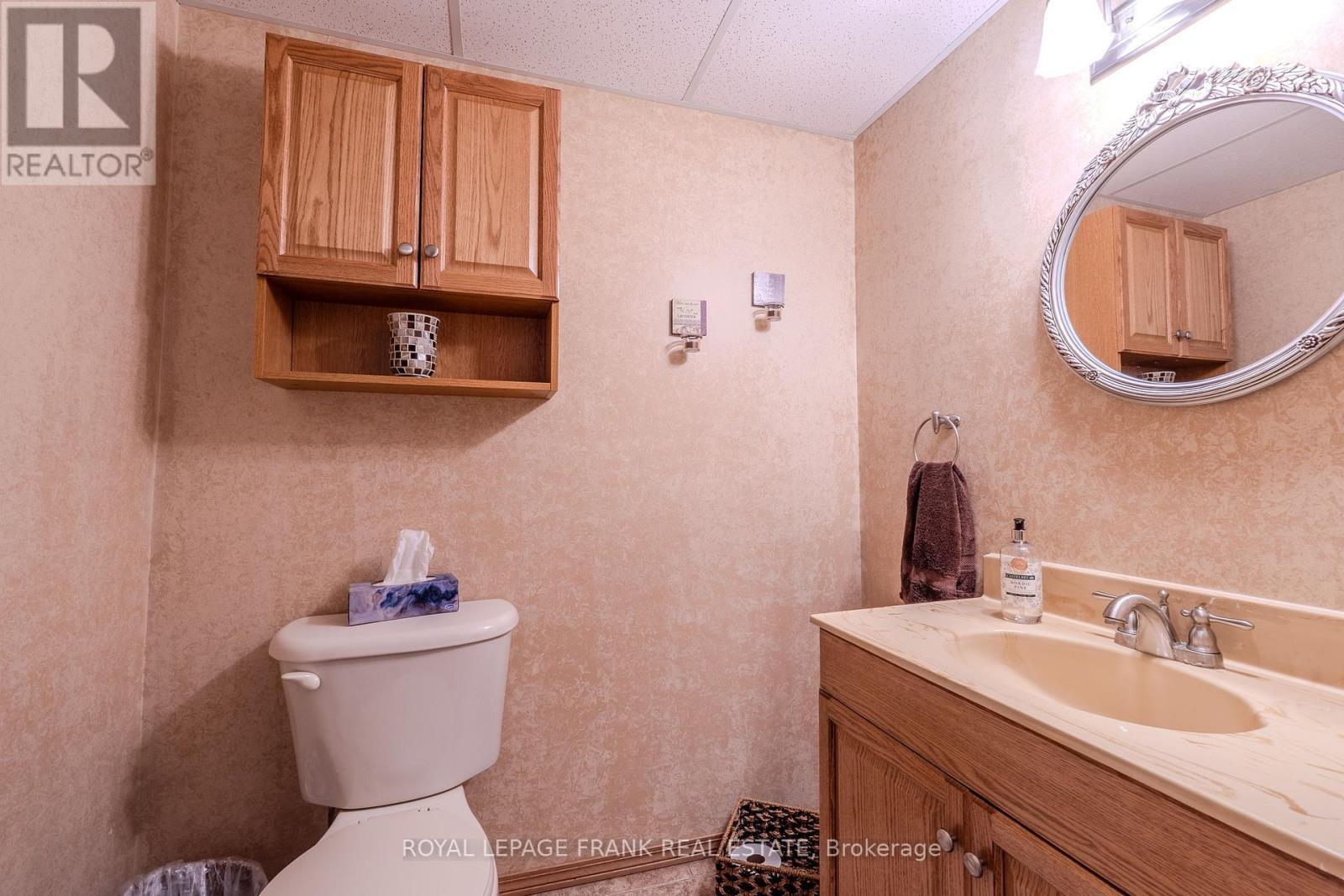 












2304 OLD NORWOOD ROAD

,
Otonabee-South Monaghan,




Ontario
K9J0G6

