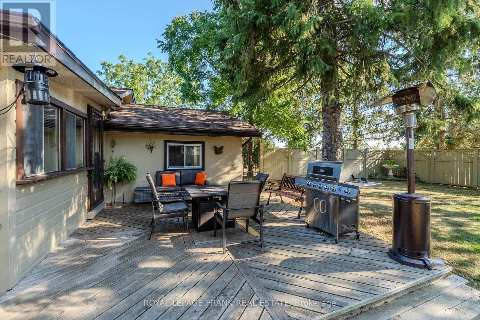 












2304 OLD NORWOOD ROAD

,
Otonabee-South Monaghan,




Ontario
K9J0G6

