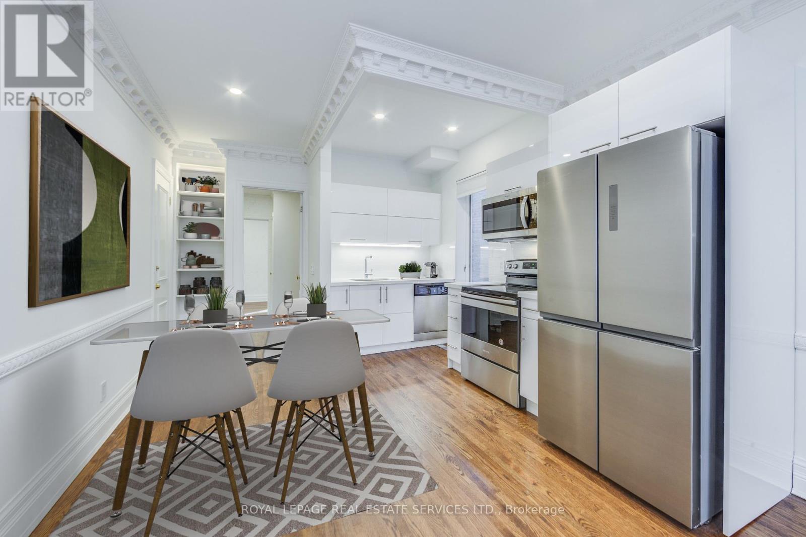 












59 DUPONT STREET

,
Toronto,




Ontario
M5R1V3

