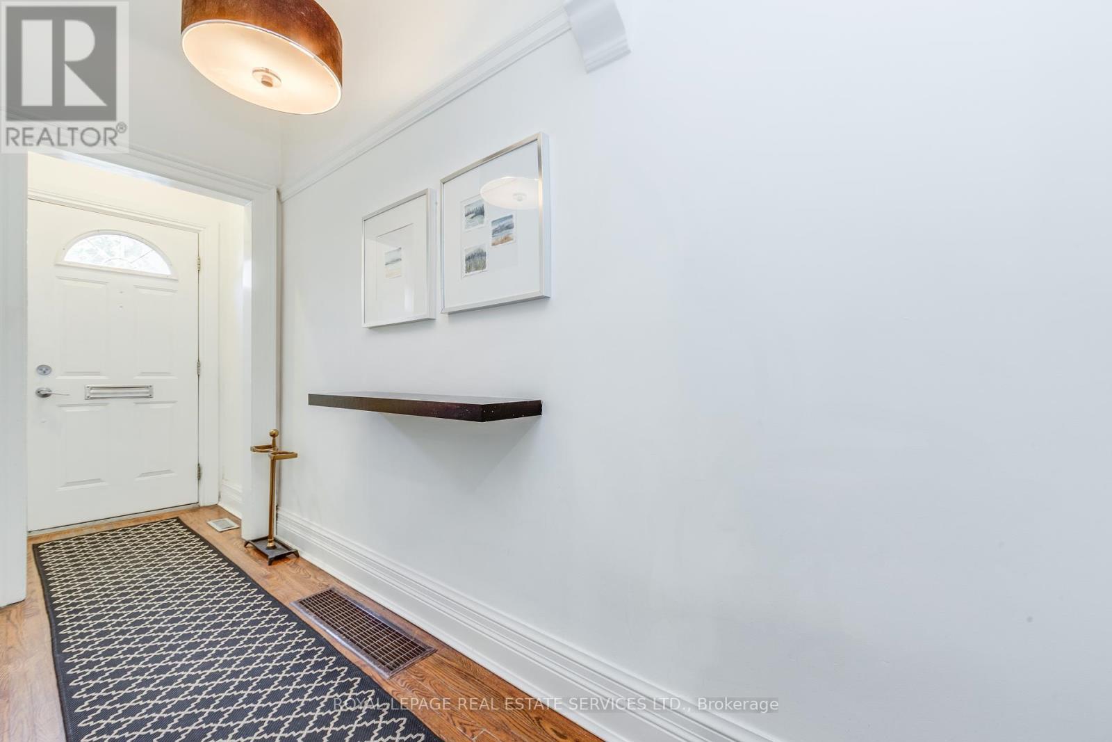 












59 DUPONT STREET

,
Toronto,




Ontario
M5R1V3

