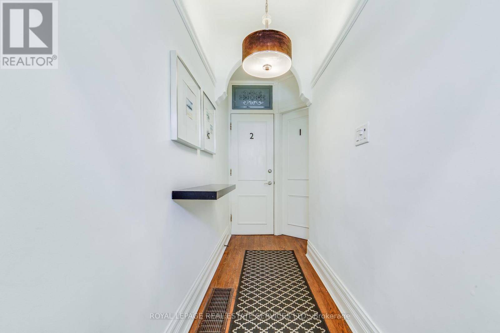 












59 DUPONT STREET

,
Toronto,




Ontario
M5R1V3

