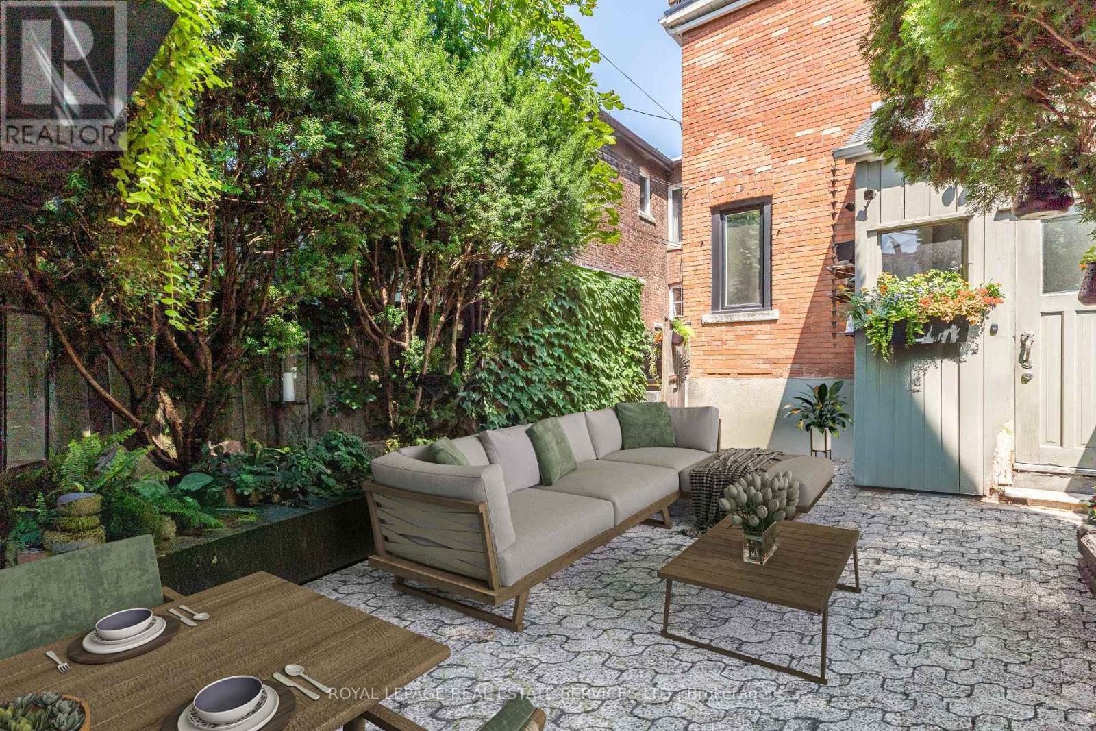 












59 DUPONT STREET

,
Toronto,




Ontario
M5R1V3

