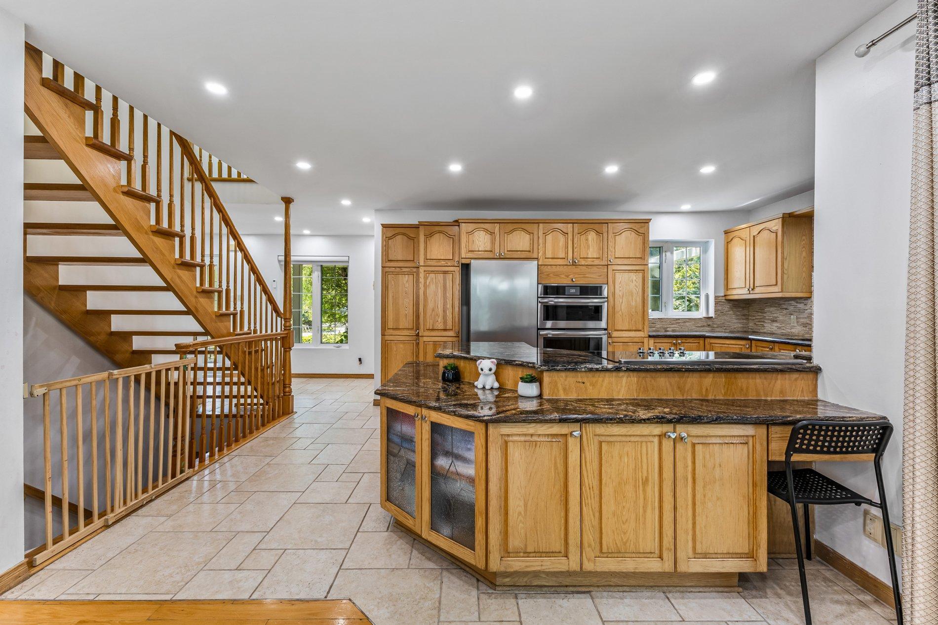 









679


Boul. des Mille-Îles

,
Laval (Auteuil),




QC
H7J1A9

