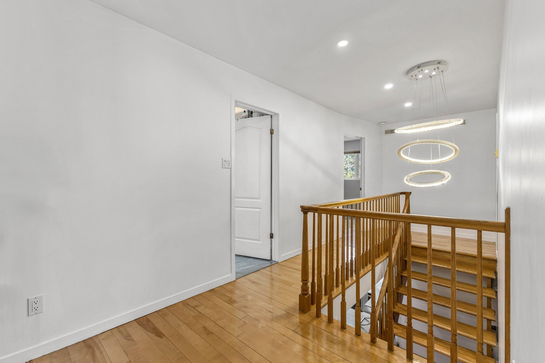 









679


Boul. des Mille-Îles

,
Laval (Auteuil),




QC
H7J1A9

