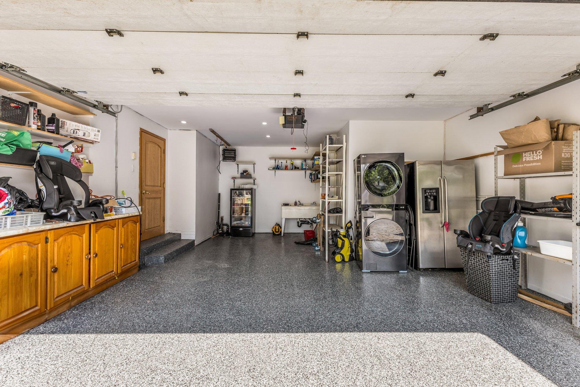 









679


Boul. des Mille-Îles

,
Laval (Auteuil),




QC
H7J1A9

