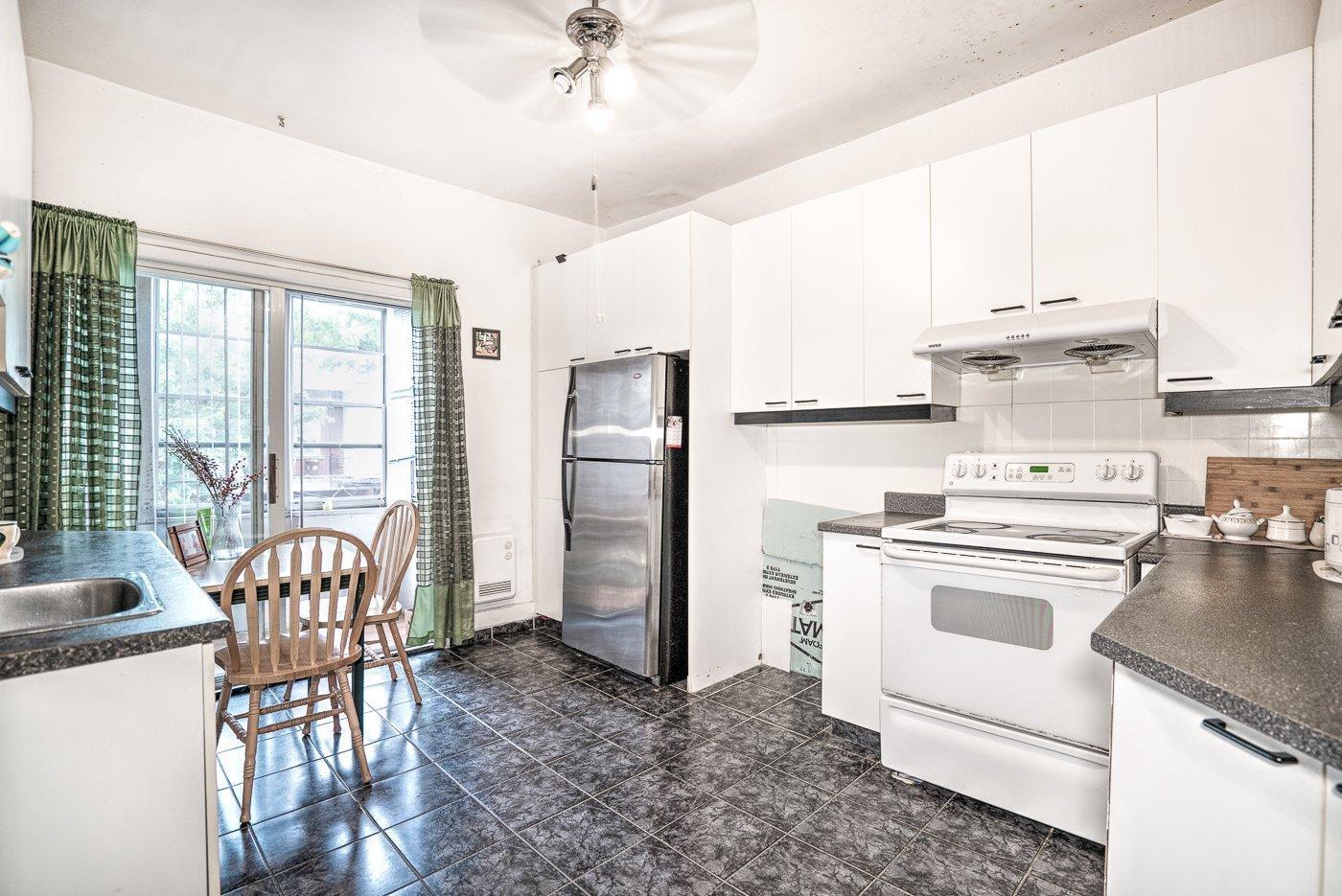 









5436


14e Avenue

,
Montréal (Rosemont/La Petite-Patrie),




QC
H1X2W2

