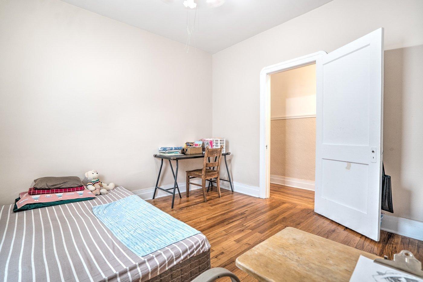 









5436


14e Avenue

,
Montréal (Rosemont/La Petite-Patrie),




QC
H1X2W2

