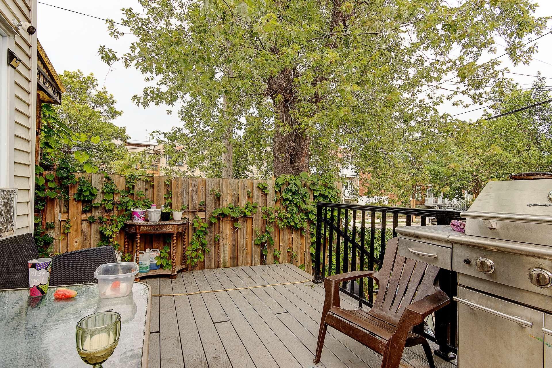 









8660

 - 8662


Rue Tellier

,
Montréal (Mercier/Hochelaga-Maisonneuve),




QC
H1L3A7

