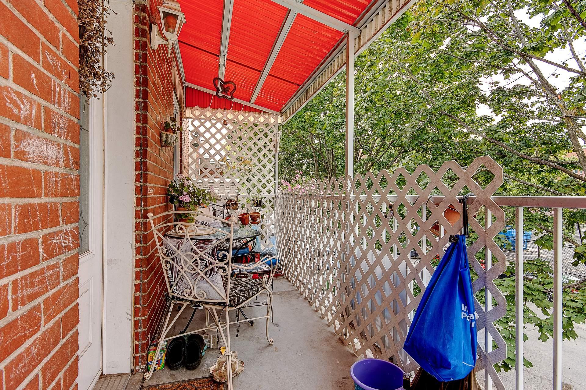 









8660

 - 8662


Rue Tellier

,
Montréal (Mercier/Hochelaga-Maisonneuve),




QC
H1L3A7

