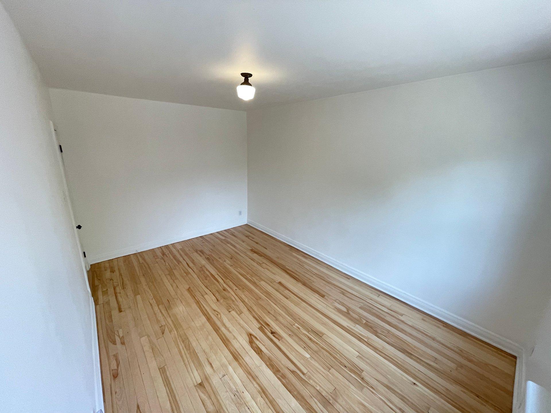 









310


Av. Westminster N.

,
Montréal-Ouest,




QC
H4X1Z7

