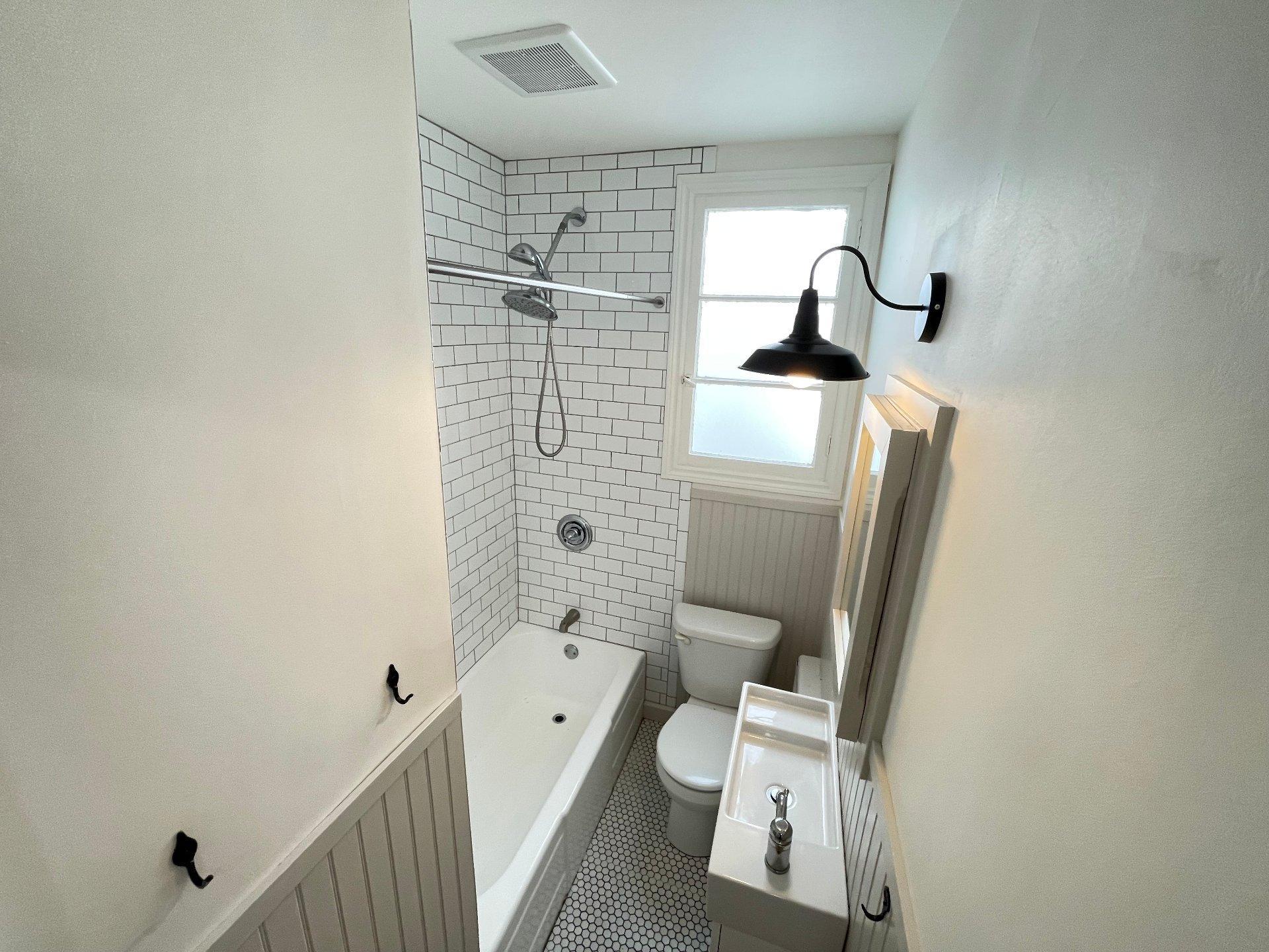 









310


Av. Westminster N.

,
Montréal-Ouest,




QC
H4X1Z7

