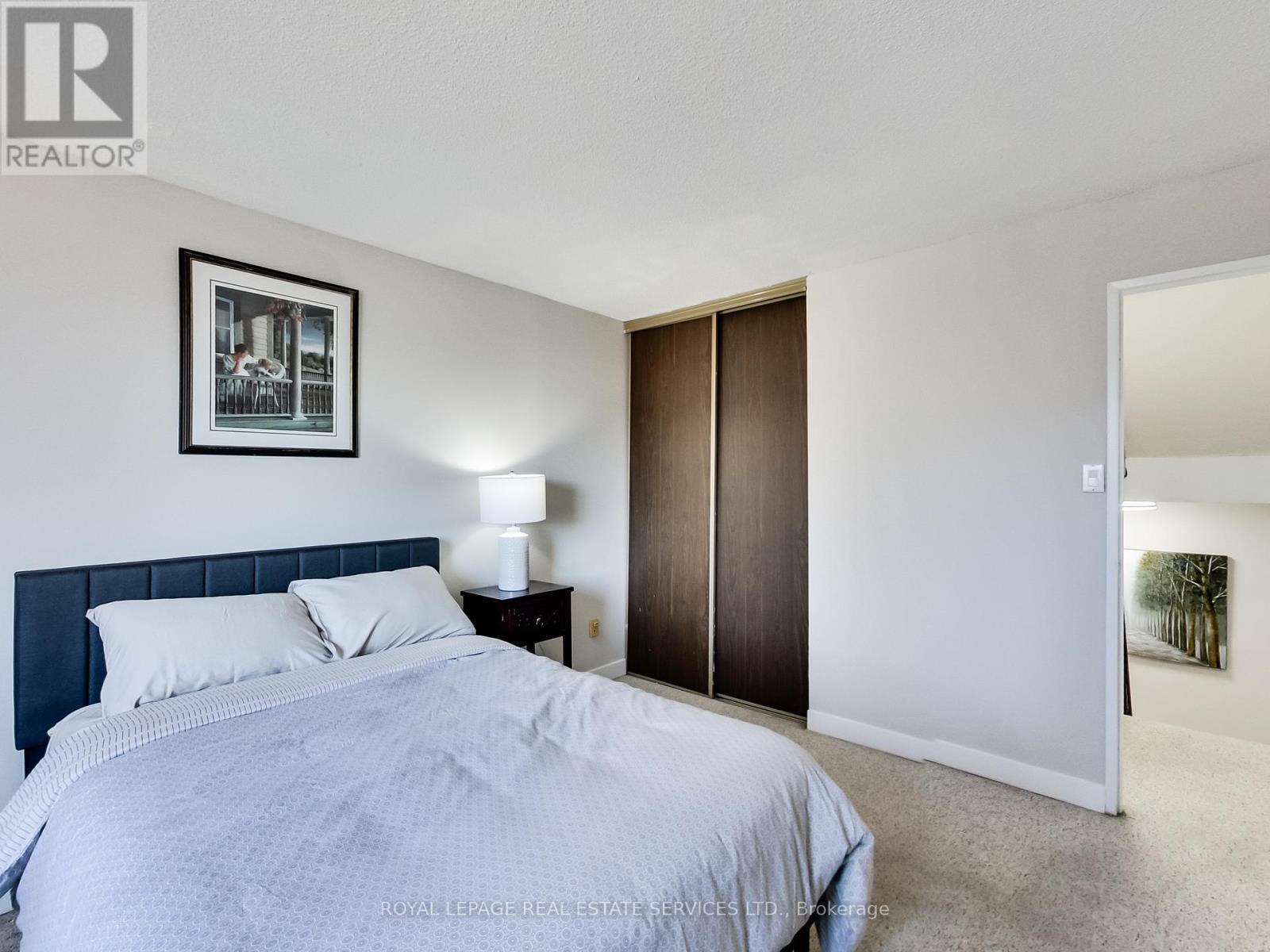 












5 - 1008 FALGARWOOD DRIVE

,
Oakville,




Ontario
L6H2P5

