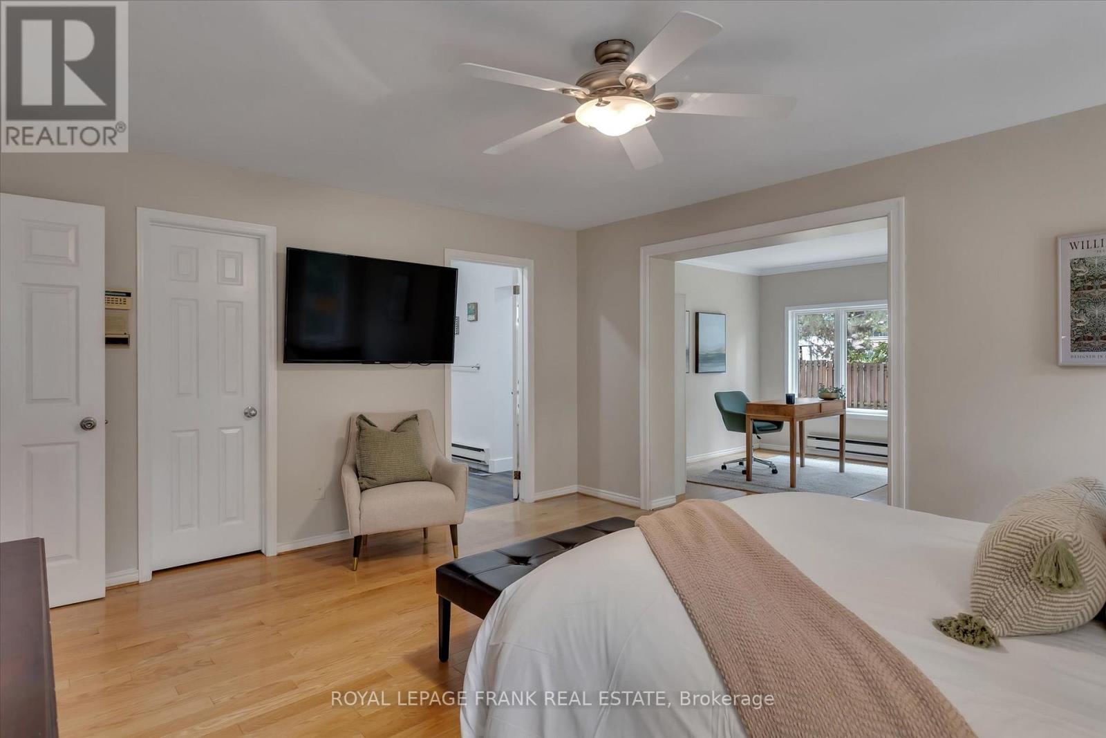 












1887 CAMPBELL AVENUE

,
Cavan Monaghan (Cavan-Monaghan),




Ontario
K9J0E5

