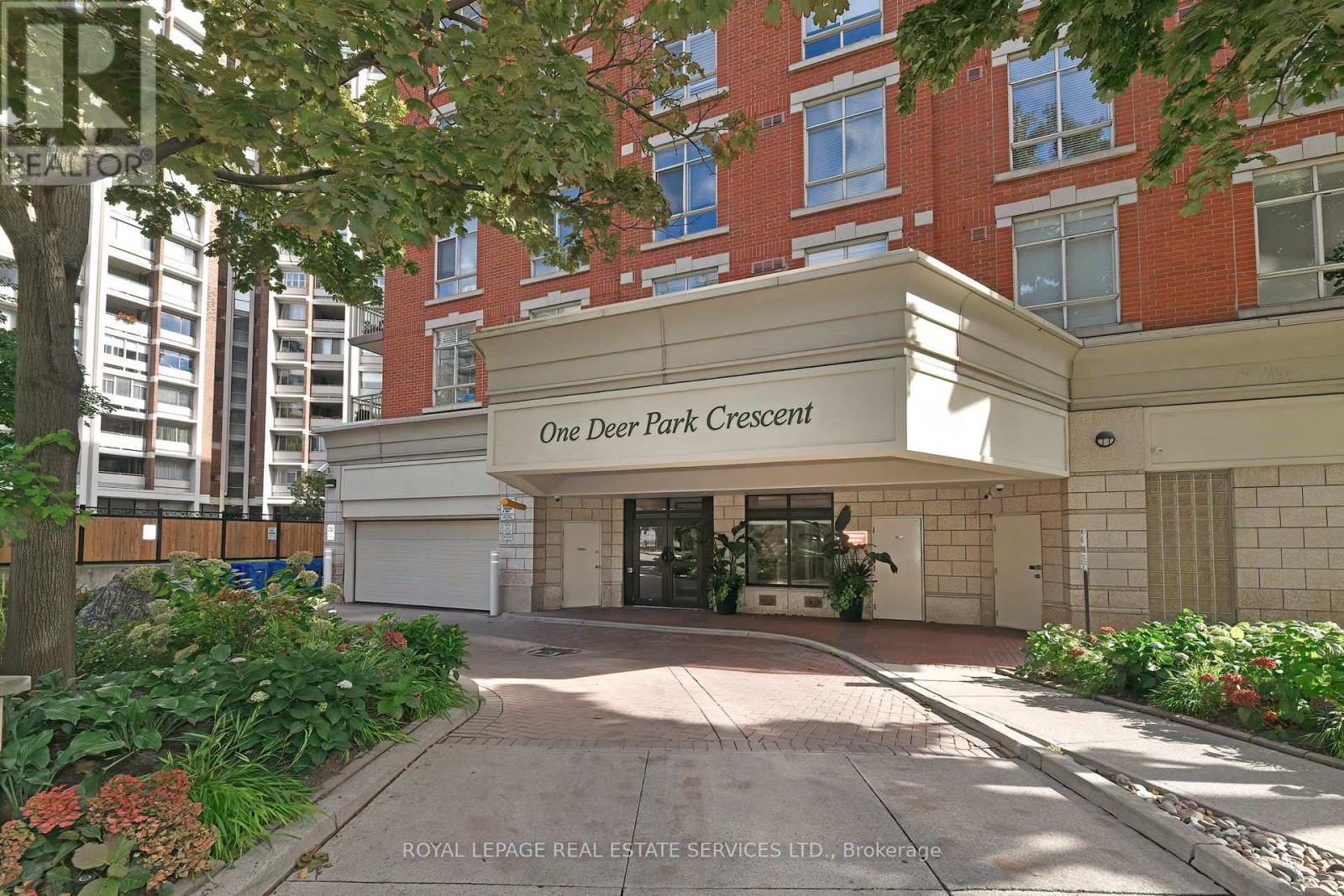 












905 - 1 DEER PARK CRESCENT

,
Toronto,




Ontario
M4V3C4

