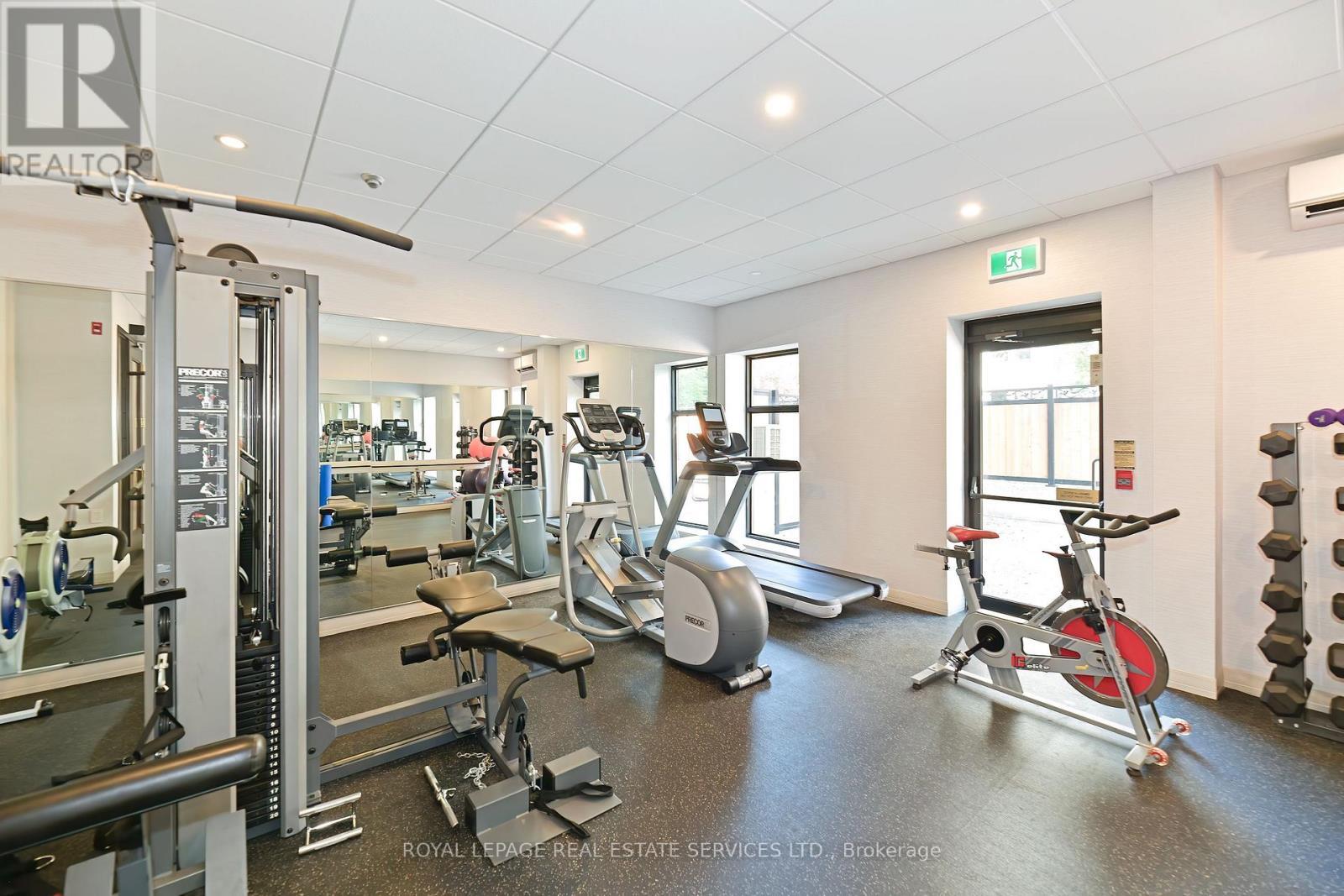 












905 - 1 DEER PARK CRESCENT

,
Toronto,




Ontario
M4V3C4

