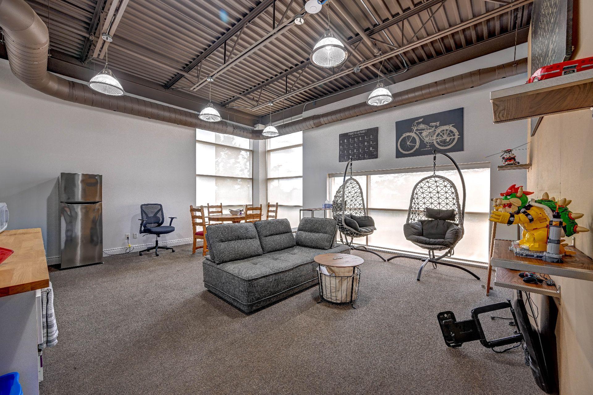 









10


Rue Gaston-Dumoulin

, 400,
Blainville,




QC
J7C0E6

