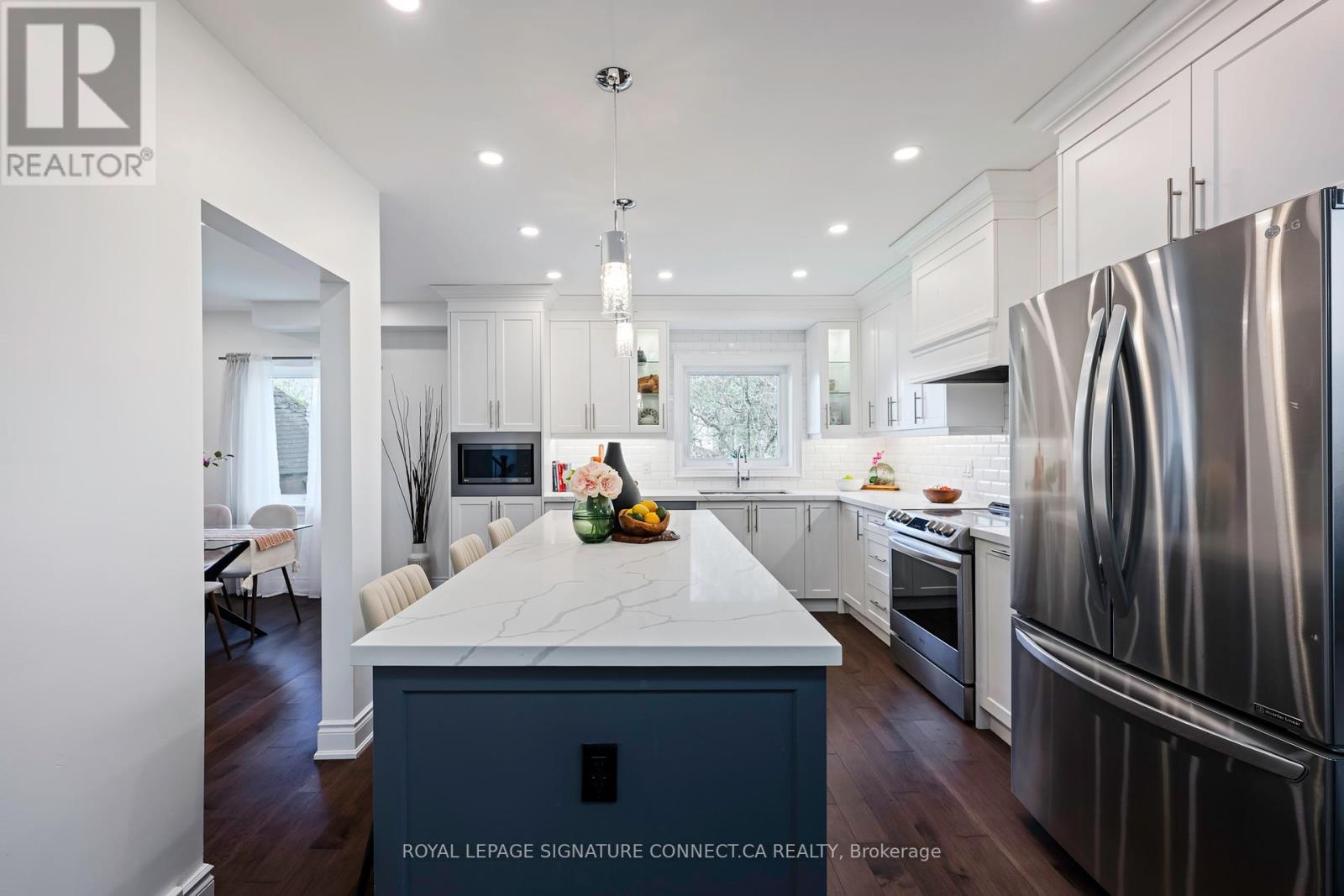 












MAIN - 210 BETA STREET

,
Toronto,




Ontario
M8W4H6

