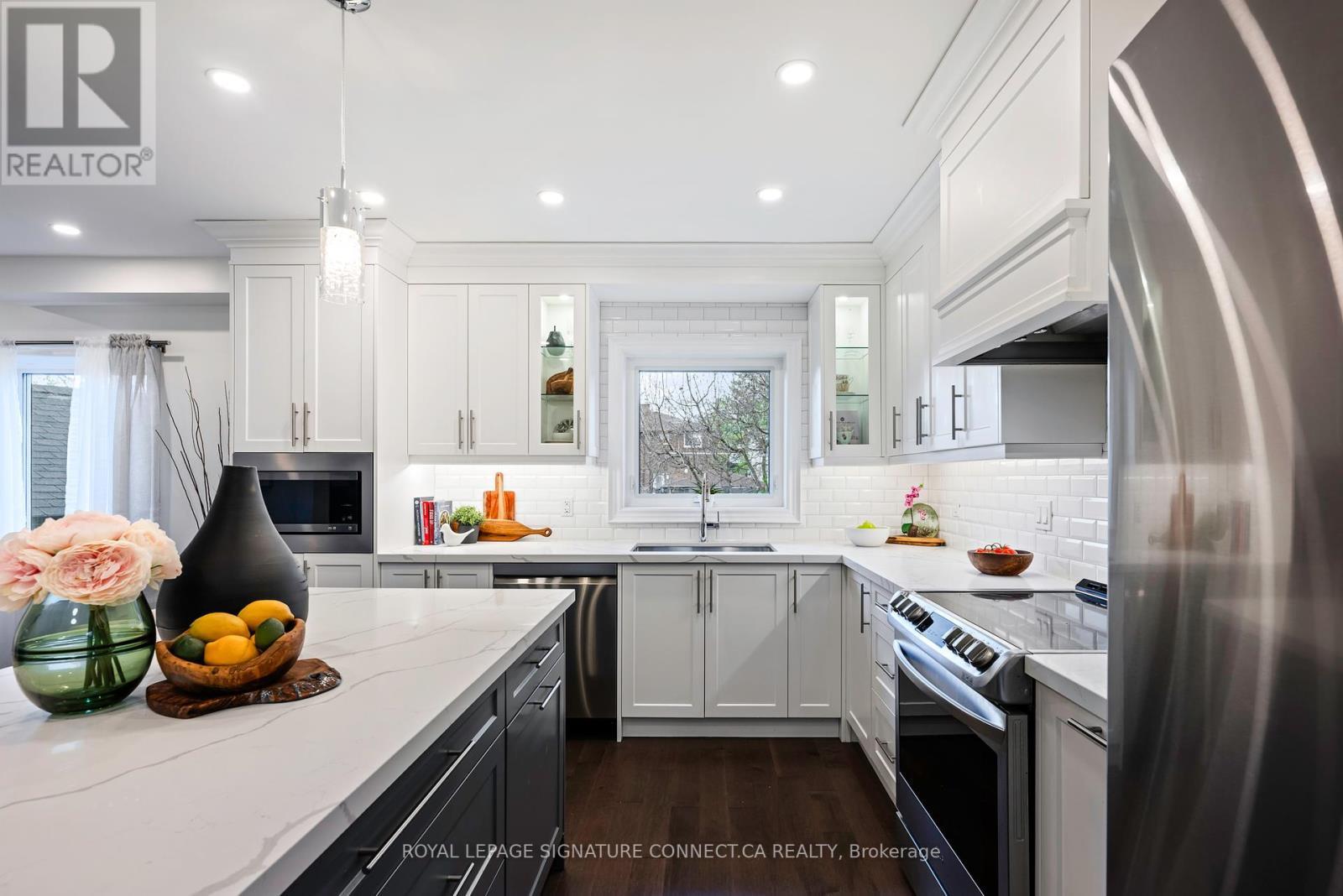 












MAIN - 210 BETA STREET

,
Toronto,




Ontario
M8W4H6

