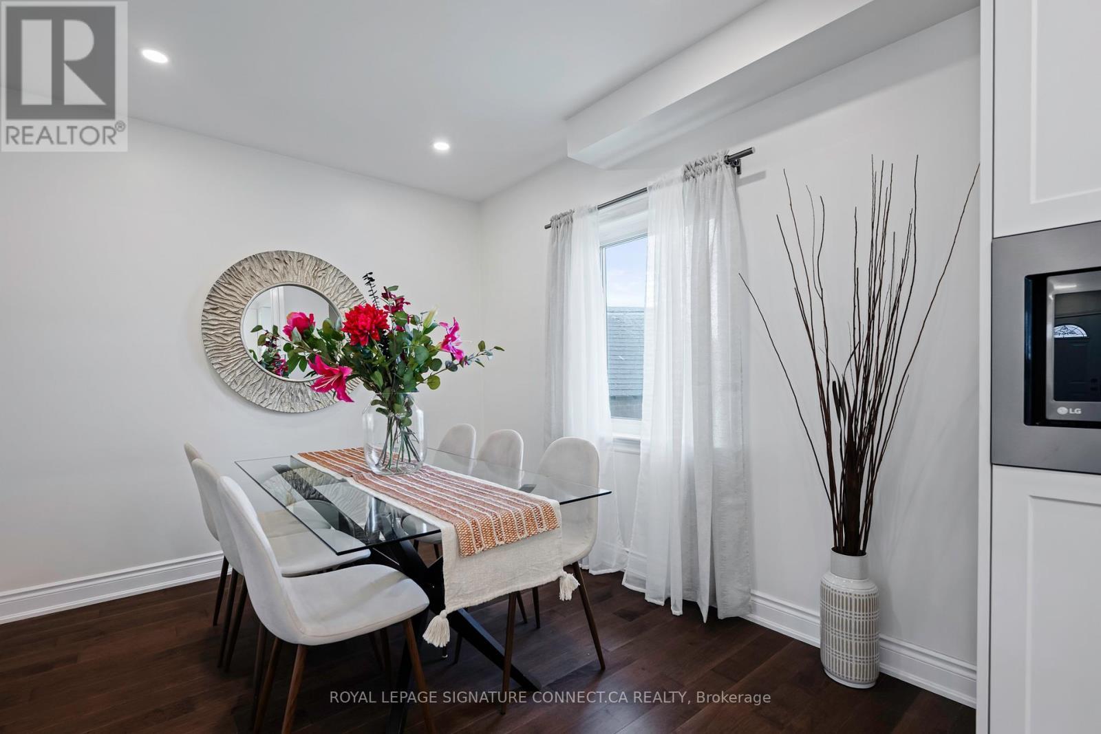 












MAIN - 210 BETA STREET

,
Toronto,




Ontario
M8W4H6

