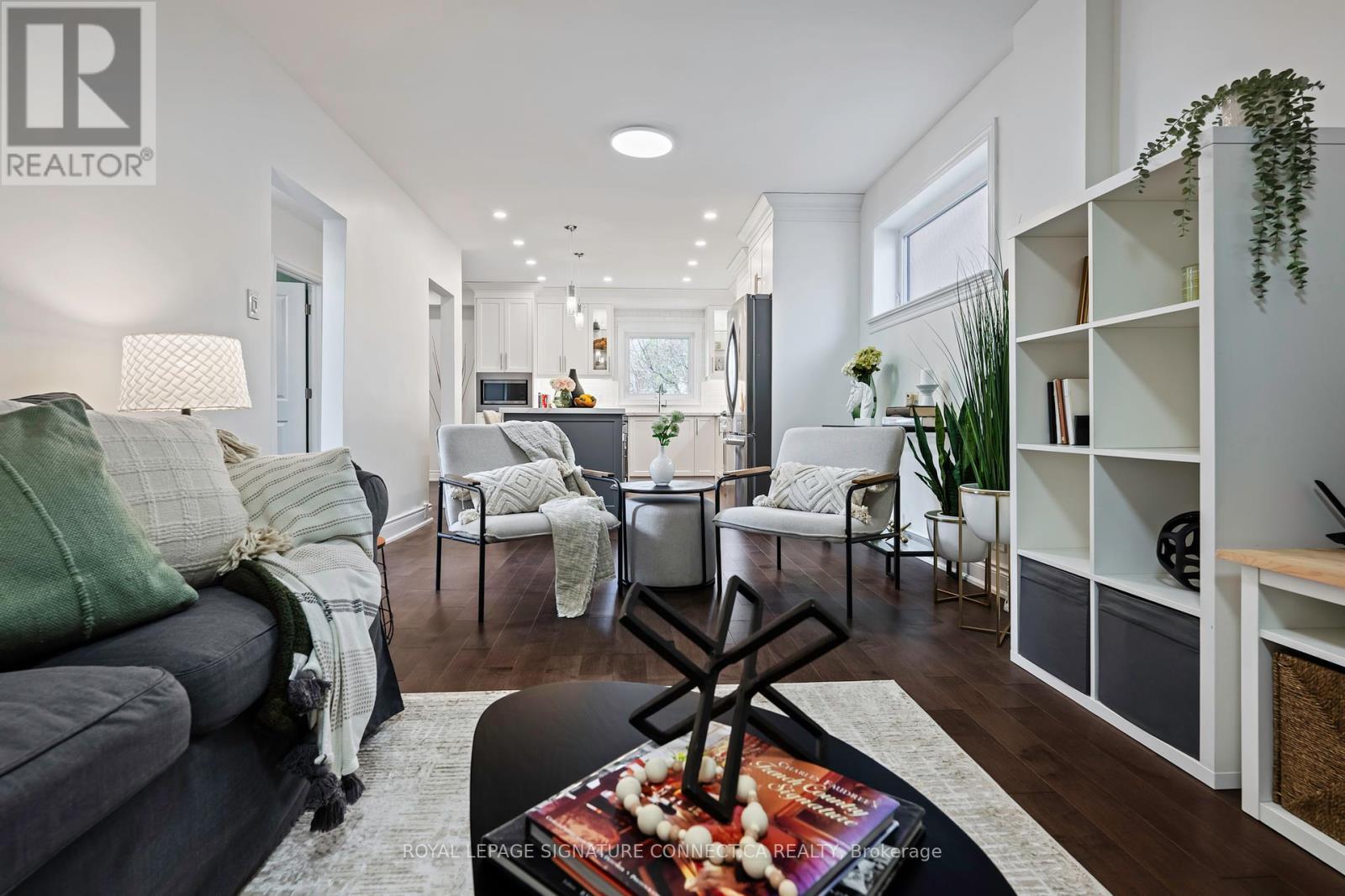 












MAIN - 210 BETA STREET

,
Toronto,




Ontario
M8W4H6

