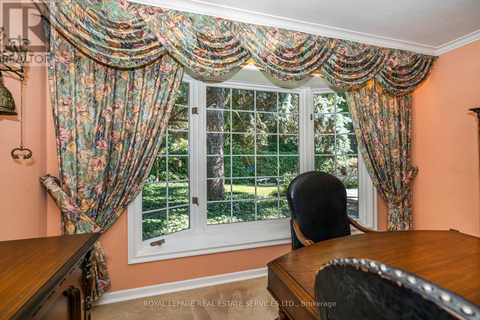 












36 COURTSFIELD CRESCENT

,
Toronto,




Ontario
M9A4S9

