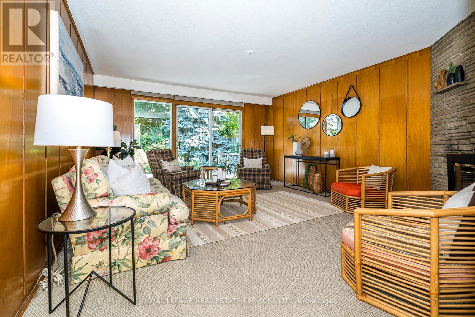 












36 COURTSFIELD CRESCENT

,
Toronto,




Ontario
M9A4S9

