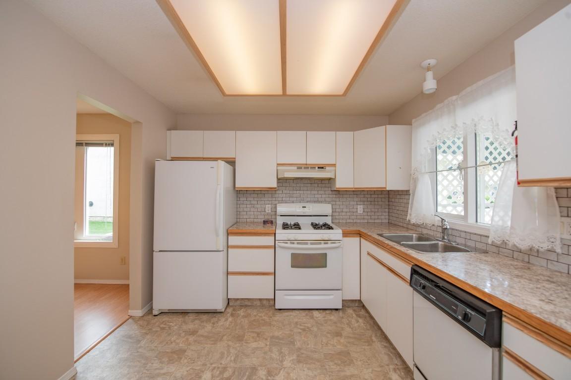 









2180


Fletcher

Avenue, 28,
Armstrong,




BC
V0E 1B1

